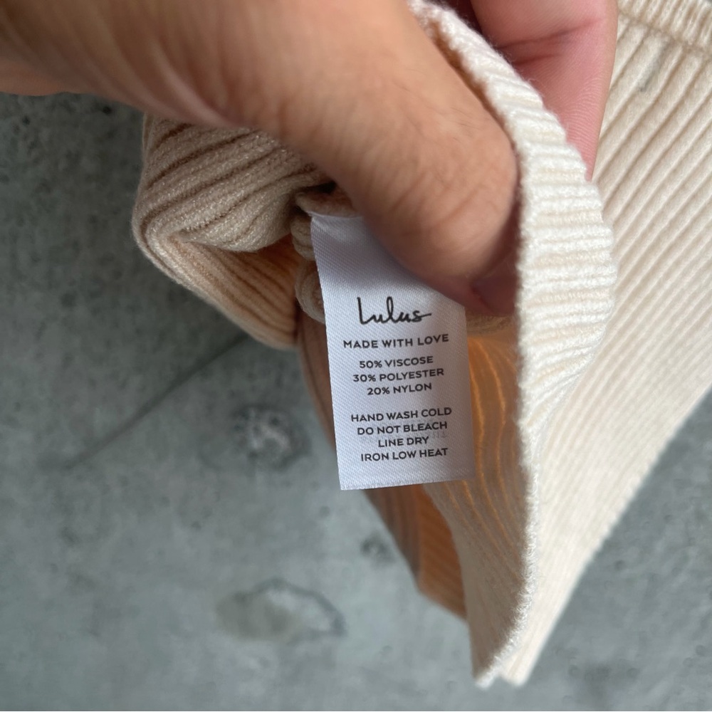 Lulus Top - Picture 4 of 4